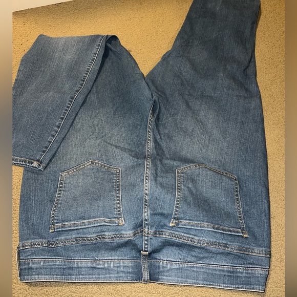 BNWOT TORRID size 20 skinny jean - Picture 4 of 5